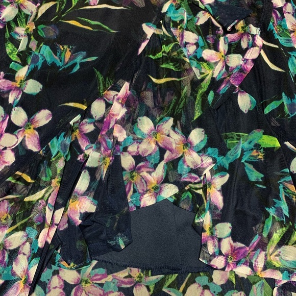 JOSIE FLORAL PRINT WRAP DRESS - Picture 6 of 13